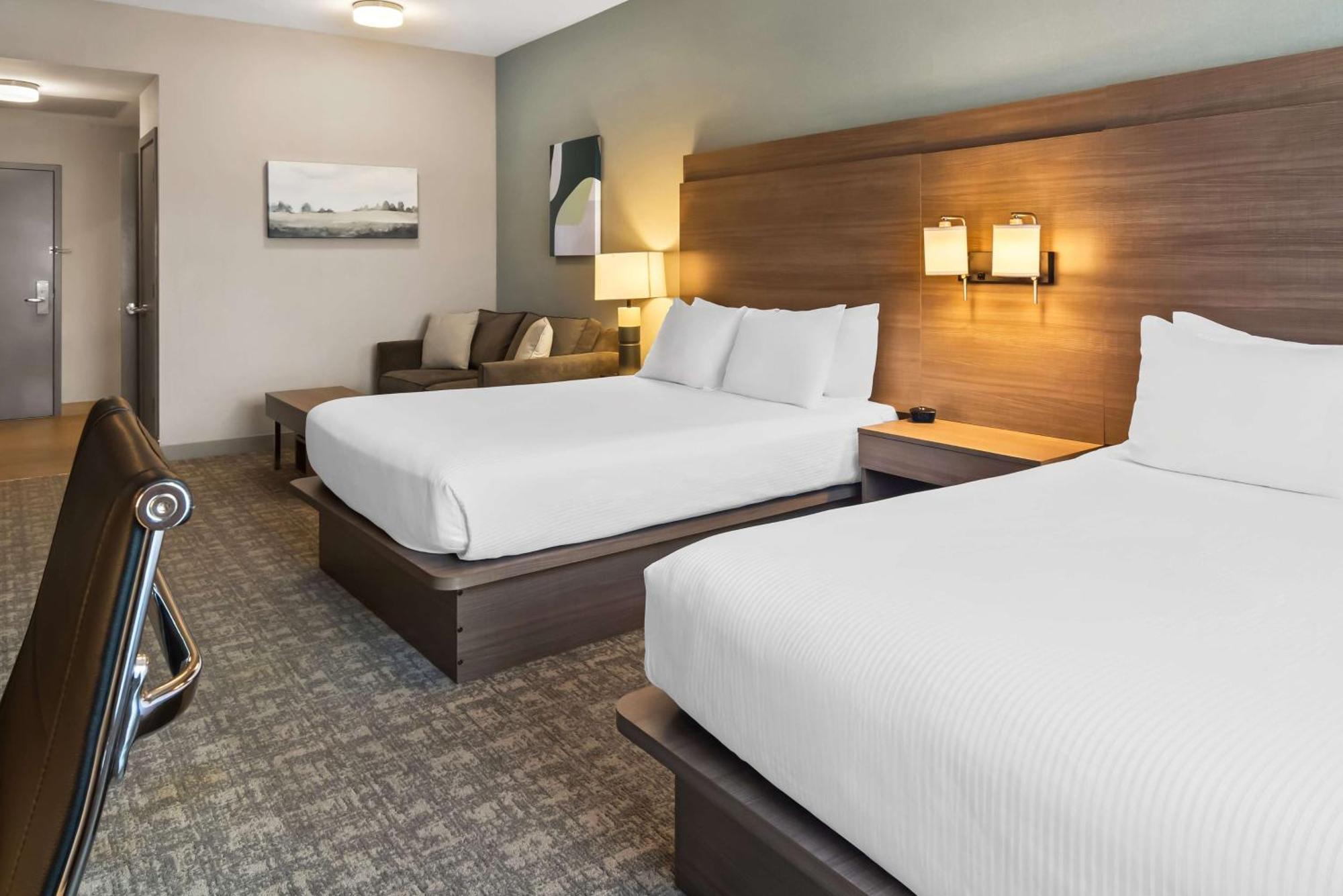 Hotel Western & 3*