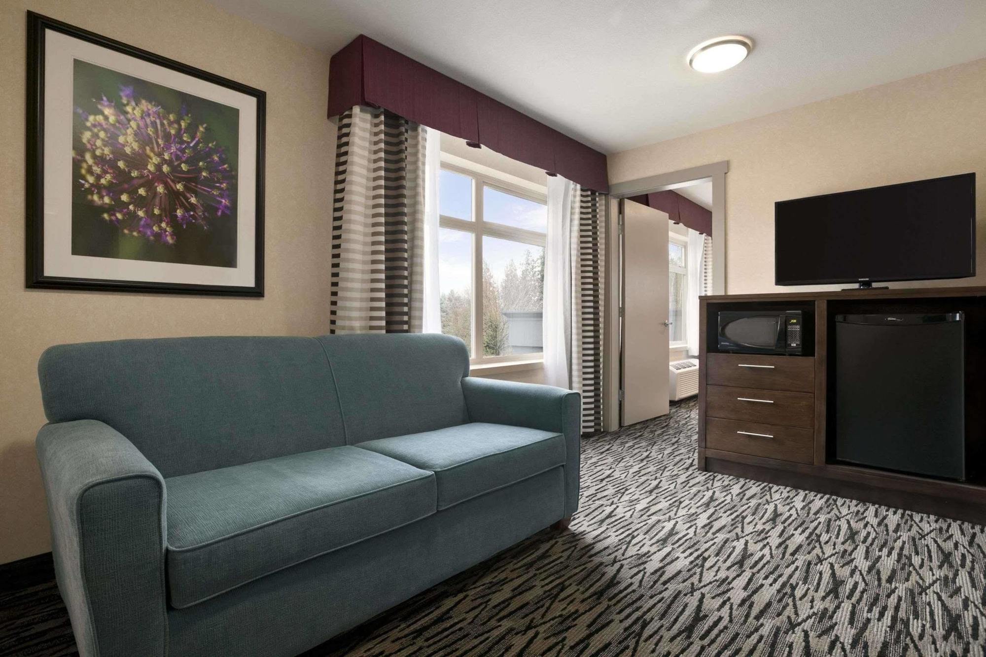 Hotel Western & Pitt Meadows