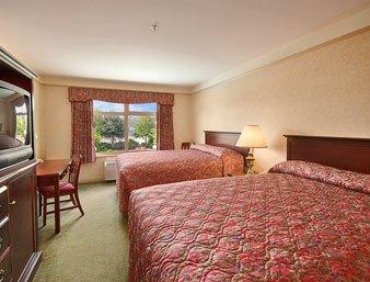 Western & 3* Pitt Meadows